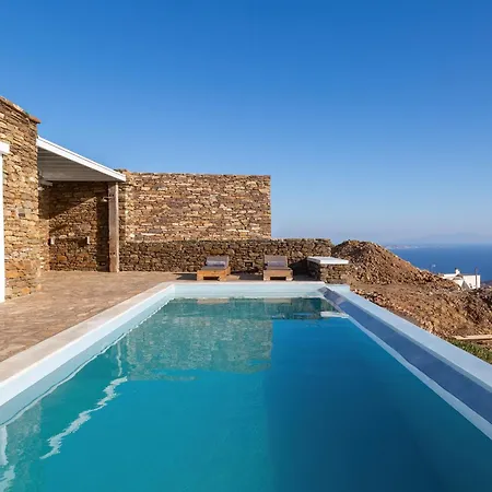 Leonora Tinos Villa Arnados