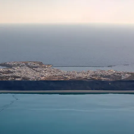 Leonora Tinos Villa