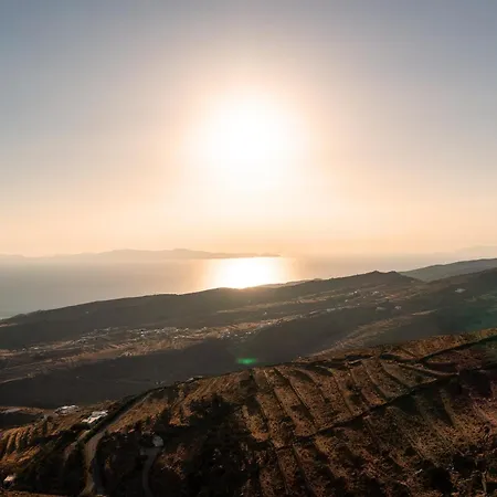 Βίλα Leonora Tinos Αρνάδος