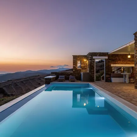 Leonora Tinos Αρνάδος