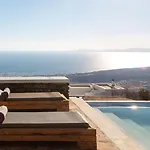 Leonora Tinos Villa *