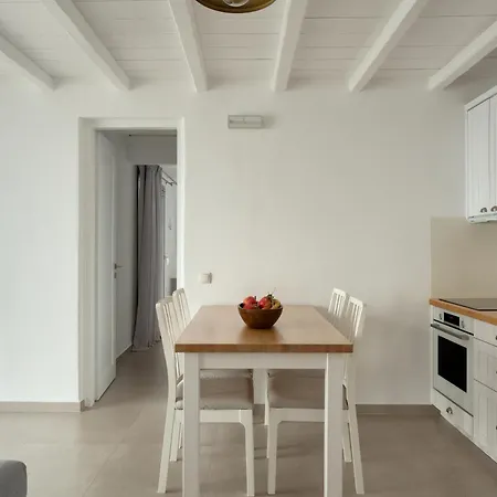 Leonora Tinos * Arnados