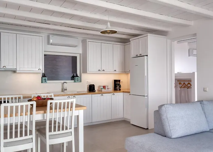 Leonora Tinos Villa Arnados