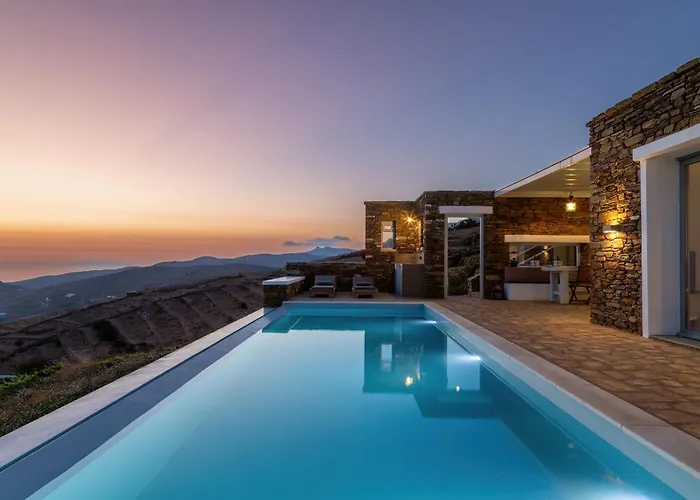 Leonora Tinos Arnados